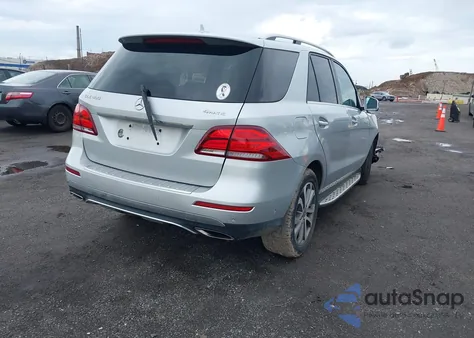 2019 Mercedes-Benz Gle 400 4Matic z USA, uszkodzony, nr VIN 4JGDA5GB0KB216372